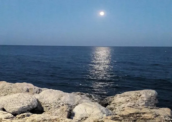 Mediterraneo Carihuela - Торремолинос