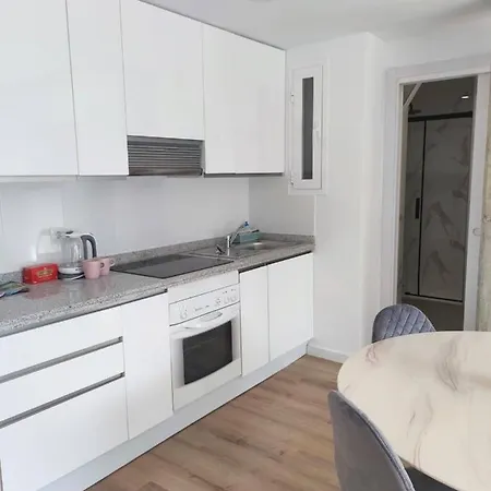 Mediterraneo Carihuela - *