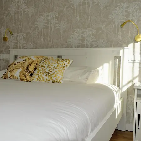 Mediterraneo Carihuela - *