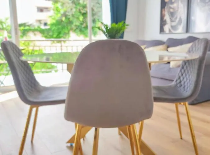 Mediterraneo Carihuela - *