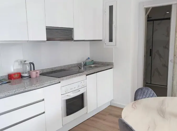 Mediterraneo Carihuela - *