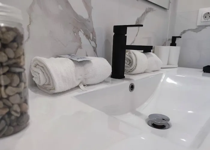 Apartamento Mediterraneo Carihuela - *